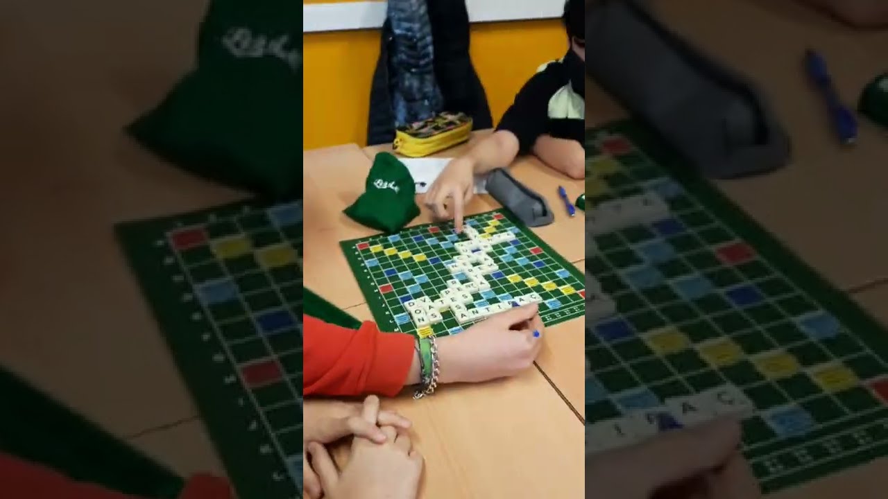 Puig-reig, tallers de Scrabble en Català a l'Institut per alumnes de 1r d 'ESO 2022 de Scrabbleescolar
