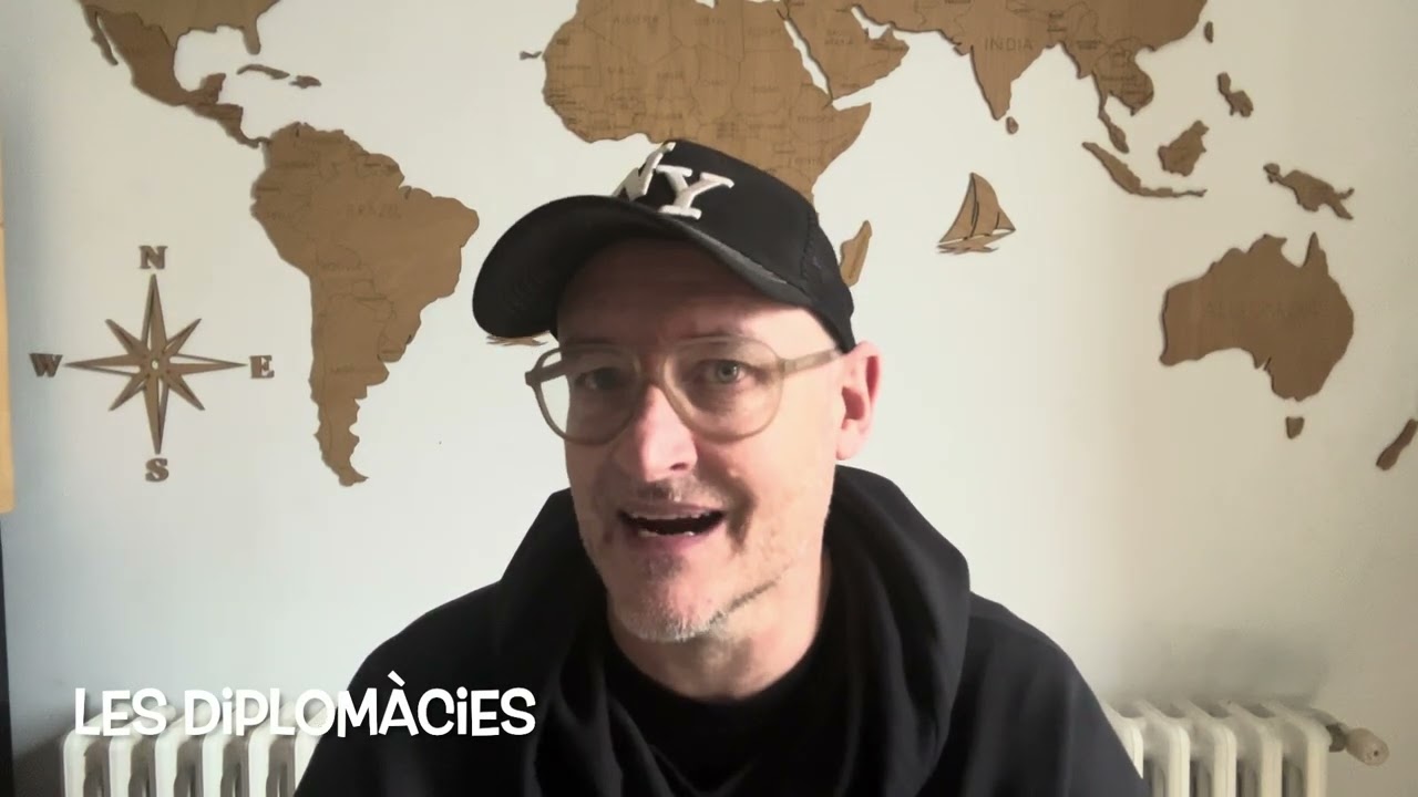 Monòlegs km0 (106.6) Efemèrides 18/02, diplomàcia, Rodalies, Ripoll, dues porteries i Marie Claire! de Enric Bastardas