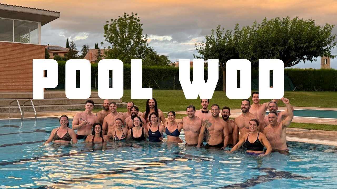 POOL WOD + SOPAR - Entrenant a la piscina amb la gent del box de YanariSama