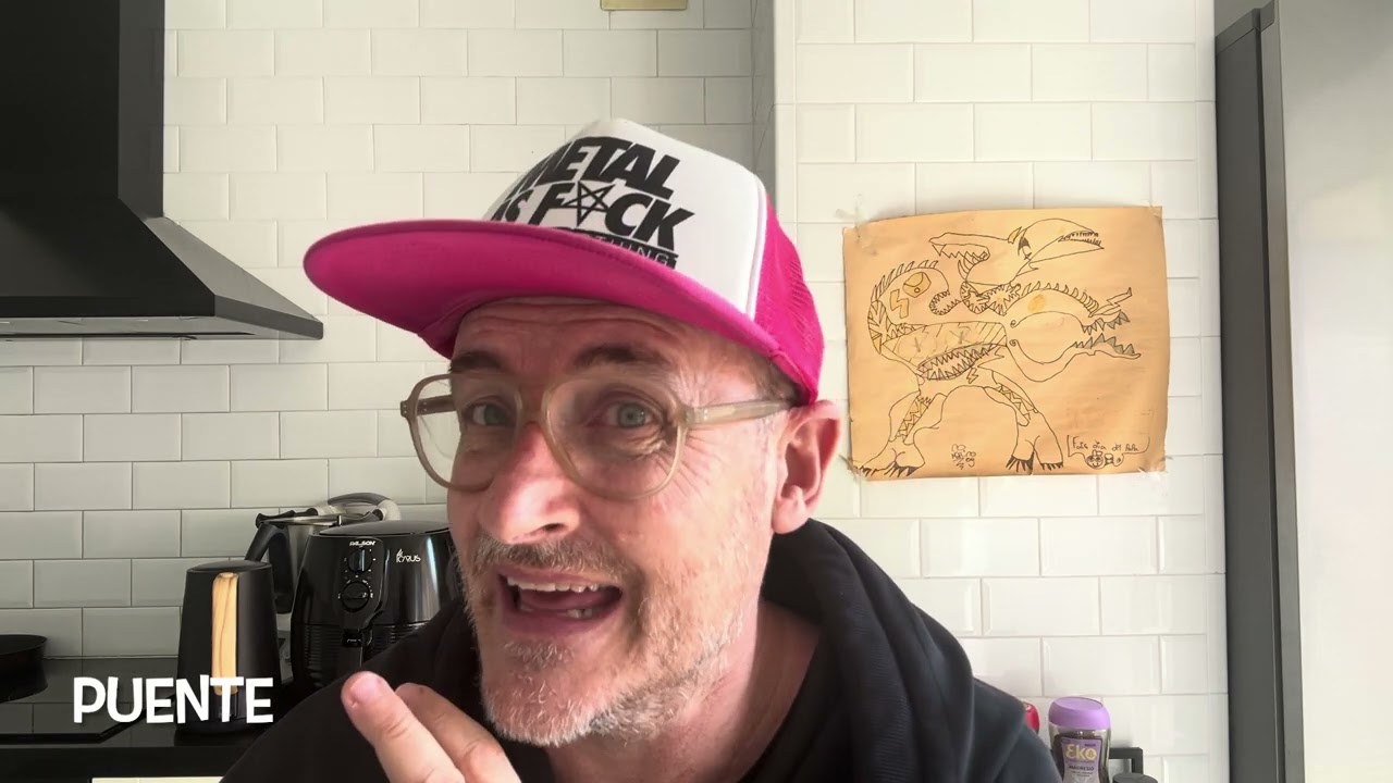 Monòlegs km0 (140.6) Efemèrides 10/04, Trumpades, apuente, Putin, vago, Black Mirror i el Barça! 💩💩💩 de Enric Bastardas