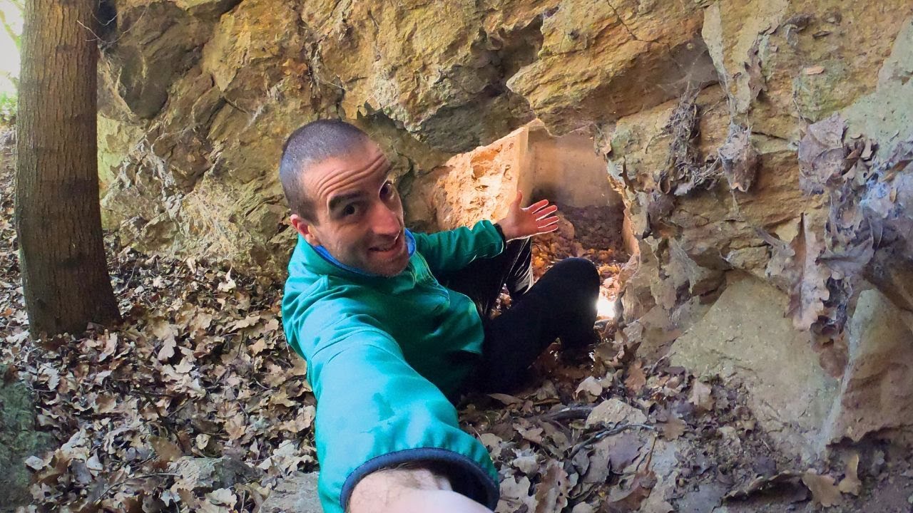 Què s’amaga sota terra? | Explorant antics búnquers de toniddp