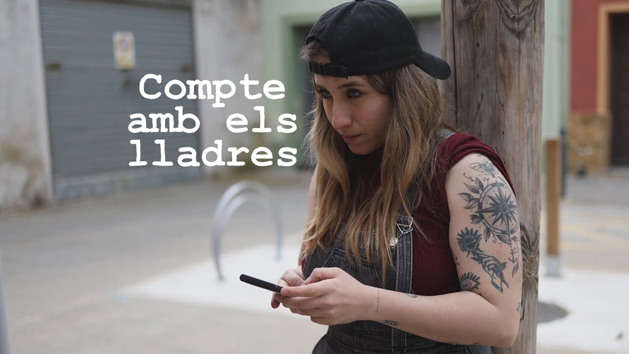 Compte amb els lladres | #Esquetxes #comèdia en #català T4 de Esquetxes