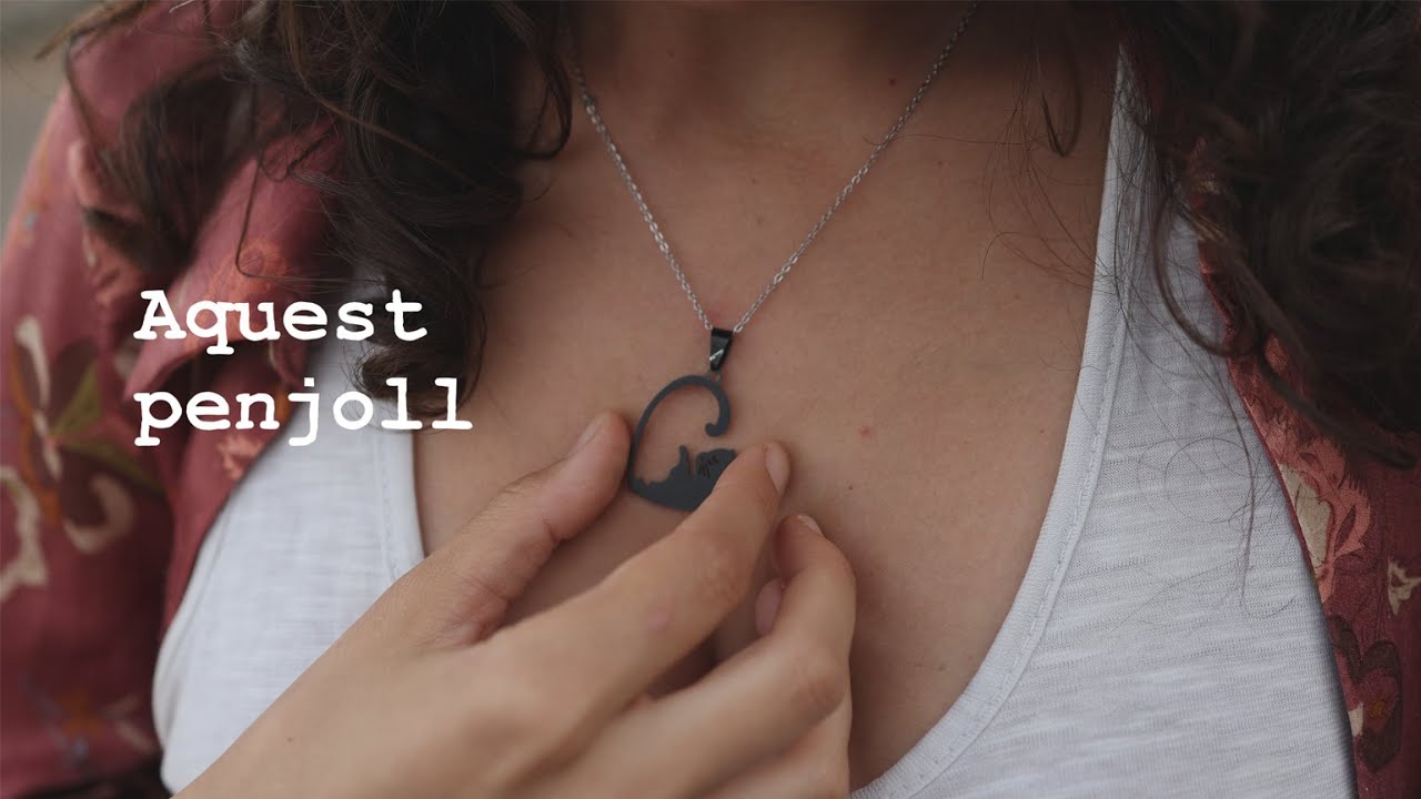 Aquest penjoll | #Esquetxes #comèdia en #català T4 de Esquetxes