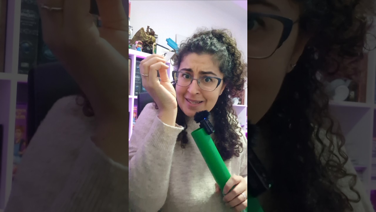 Dia 8 #CalendariAdvent #gamer de #videojocs en #català While we wait here de @badvicesgames de Simmer Valenciana