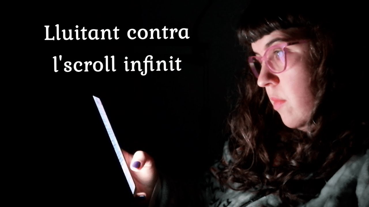 VLOG | Intentant mirar menys el mòbil i llegir més 💪 de Traduint des de Calella