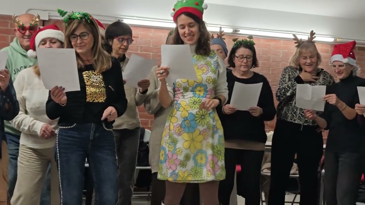 Rockin' around the Christmas Tree interpretada pels alumnes d'anglès del CFA Martí i Pol de Xavier Àgueda COMPETIC