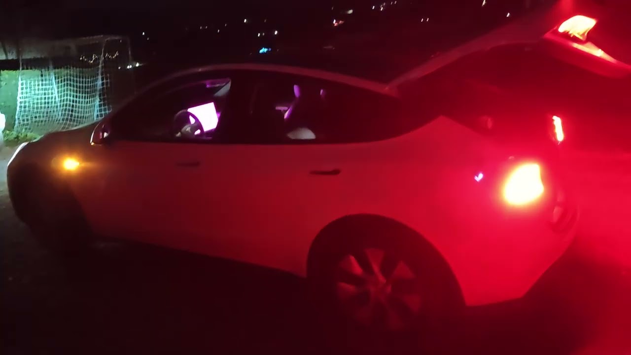 Ball de Tesla de Nadal 2025 de Xavier Àgueda COMPETIC