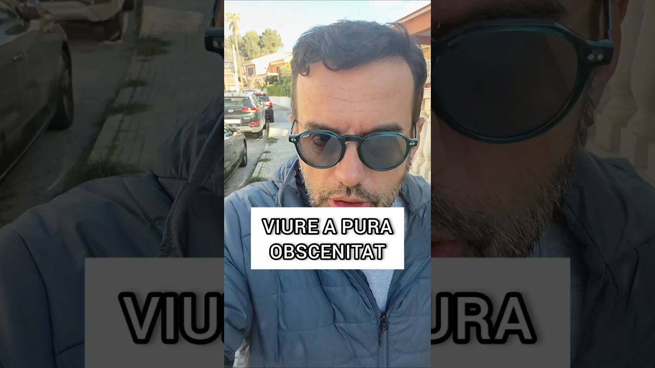 Viure a pura obscenitat de Àngel Aguiló Palou