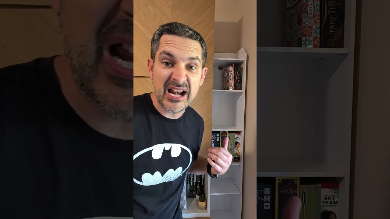 ACTITUDS LÚDIQUES 2x19 "L'ESTANTERIA" de La Taula Plana