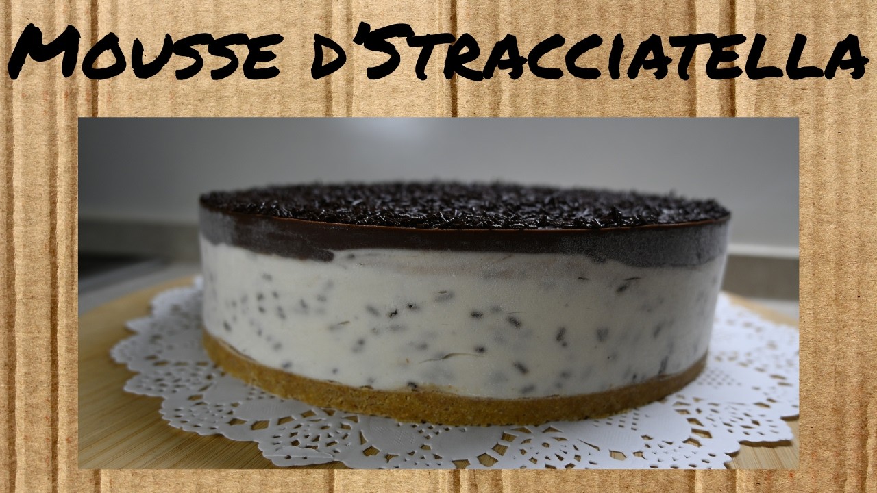Pastís de MOUSSE d'STRACCIATELLA - pastís CASOLÀ - recepta FÀCIL - dolços en CATALÀ de Dolça Terra