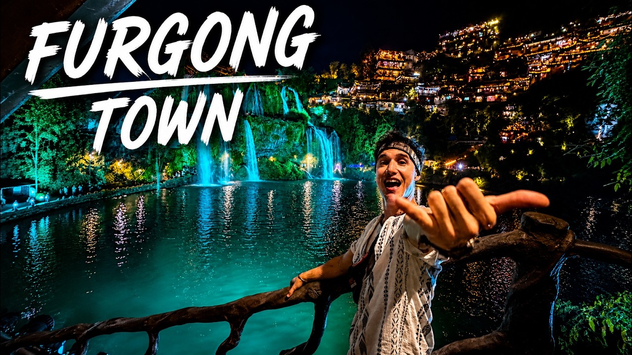 FURONG ANCIENT TOWN | El pueblo de la cascada MÁS IMPRESIONANTE de China de Marco Dicosta